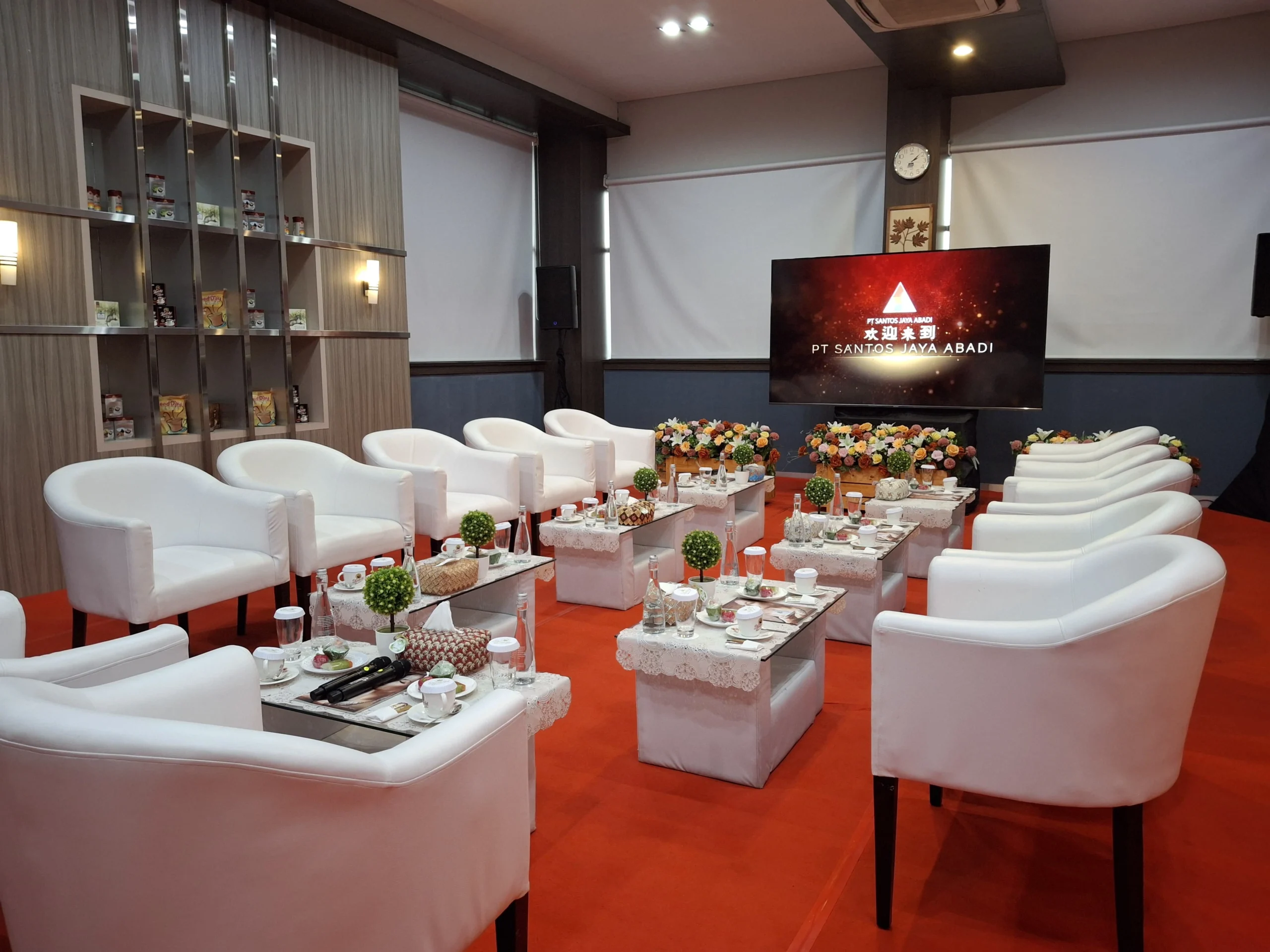 Rental TV 100 Inch Surabaya